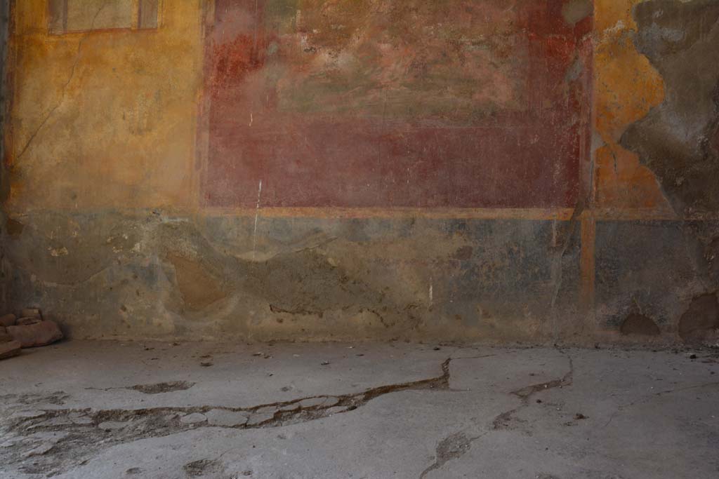 IX.5.2 Pompeii. March 2017. Room ‘u’, zoccolo of lower west wall.
Foto Christian Beck, ERC Grant 681269 DÉCOR.
