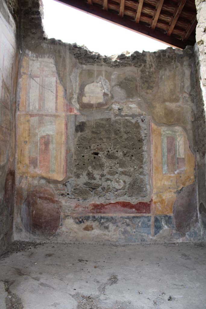 IX.5.2 Pompeii. May 2019. Room u, looking towards north wall.
Foto Christian Beck, ERC Grant 681269 DCOR.
