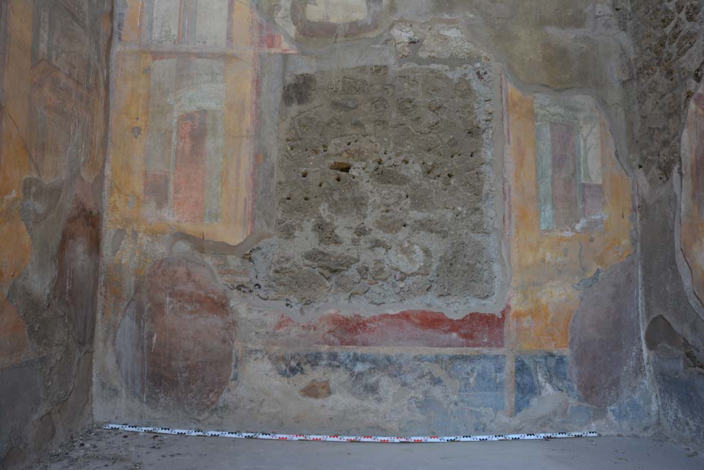 IX.5.2 Pompeii. May 2017. Room u, middle and lower north wall.
Foto Christian Beck, ERC Grant 681269 DCOR.
