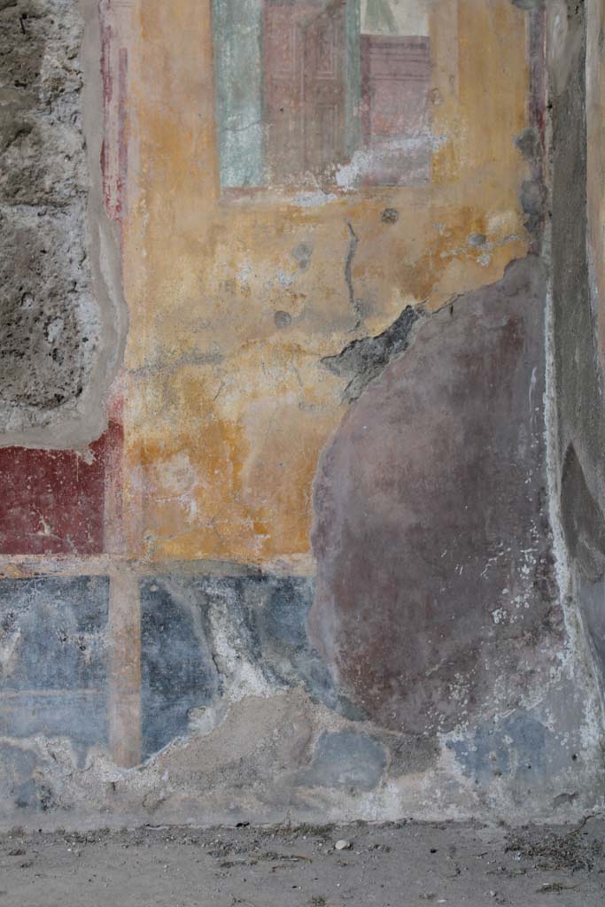 IX.5.2 Pompeii. May 2019. Room u, lower north wall at east end.
Foto Christian Beck, ERC Grant 681269 DCOR.
