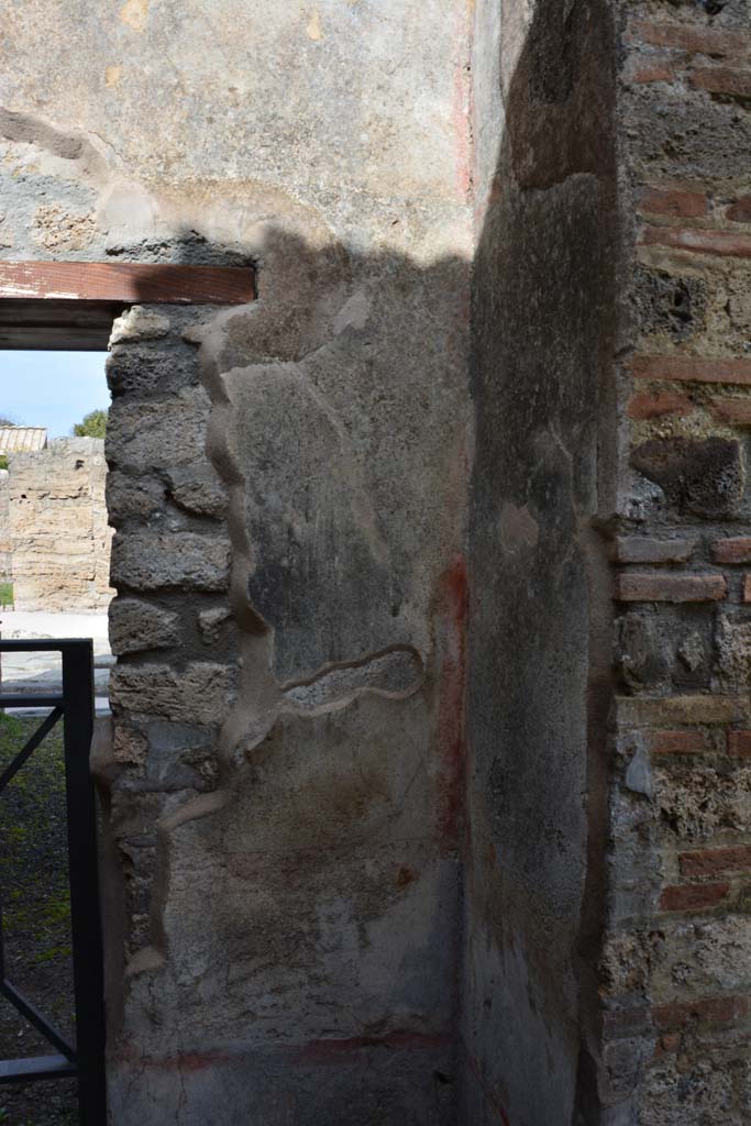 IX.5.2 Pompeii. March 2017. Room ‘f’, north wall and north-east corner.
Foto Christian Beck, ERC Grant 681269 DÉCOR.
