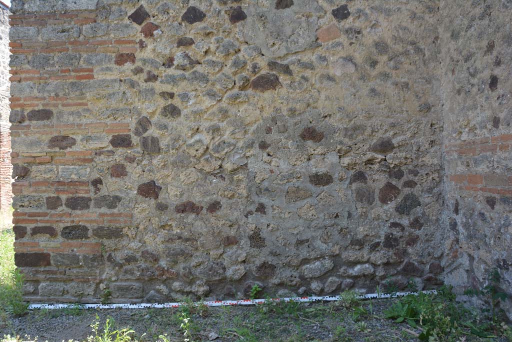 IX.5.2 Pompeii. May 2017. Room ‘h’, detail of south wall.
Foto Christian Beck, ERC Grant 681269 DÉCOR.
