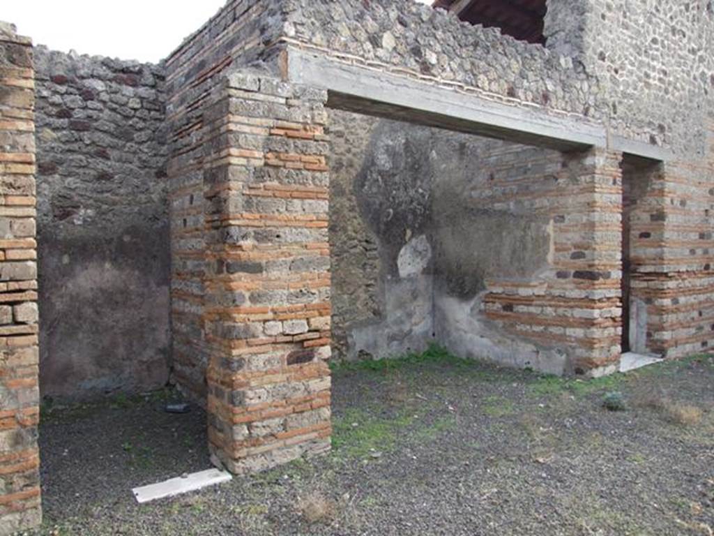 IX.5.2 Pompeii. December 2007. Doorways to rooms 2, 3 and 4 on east side of atrium.