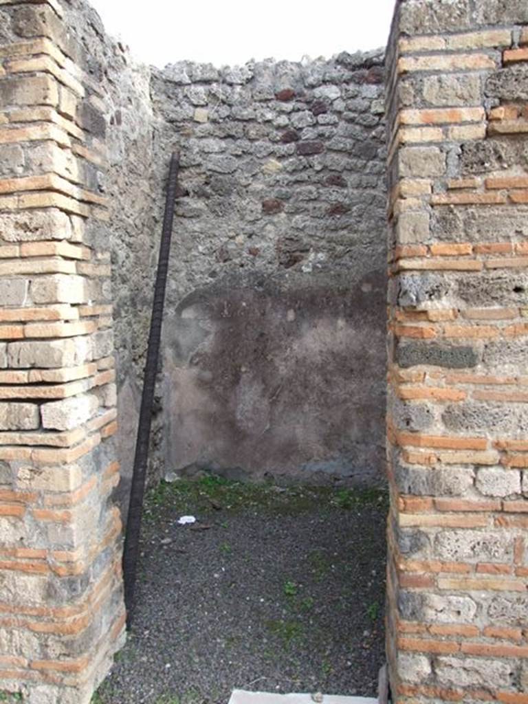 IX.5.2 Pompeii. December 2007. Doorway to room 2, on east side of atrium.