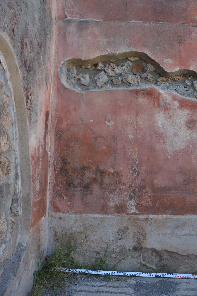 IX.5.6 Pompeii. May 2017. West ala d, detail from north wall at west end. 
Foto Christian Beck, ERC Grant 681269 DCOR.
