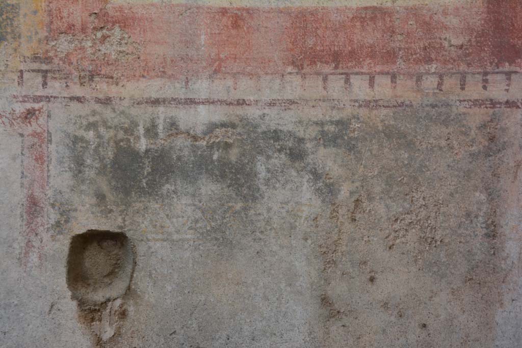 IX.5.11 Pompeii. March 2017. Room k, detail of zoccolo on west wall at north end below panel with figure of Muse Calliope.
Foto Christian Beck, ERC Grant 681269 DCOR.
