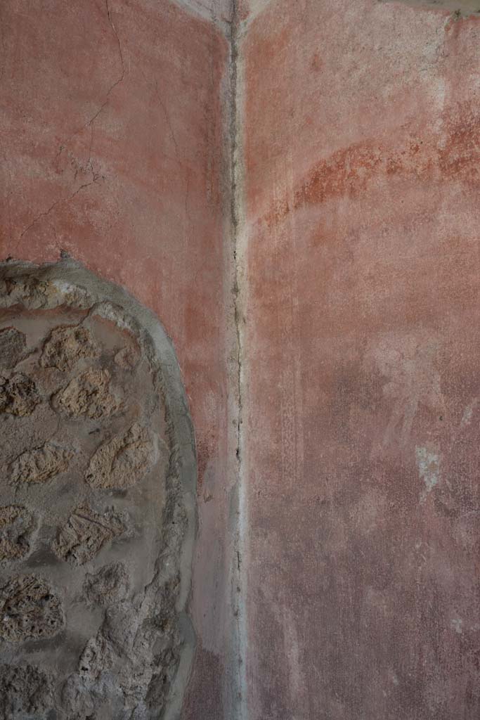 IX.5.11 Pompeii. May 2017. Room e, south-west corner. 
Foto Christian Beck, ERC Grant 681269 DCOR.
