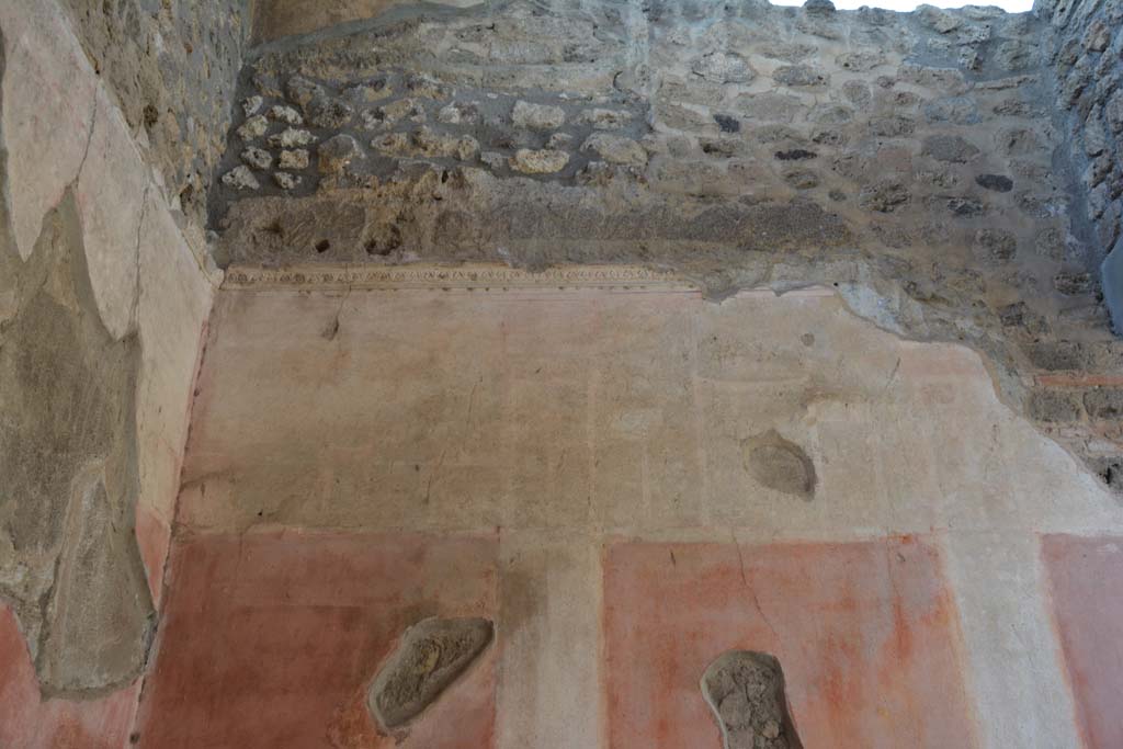 IX.5.11 Pompeii. May 2017. Room e, upper north wall. 
Foto Christian Beck, ERC Grant 681269 DCOR.
