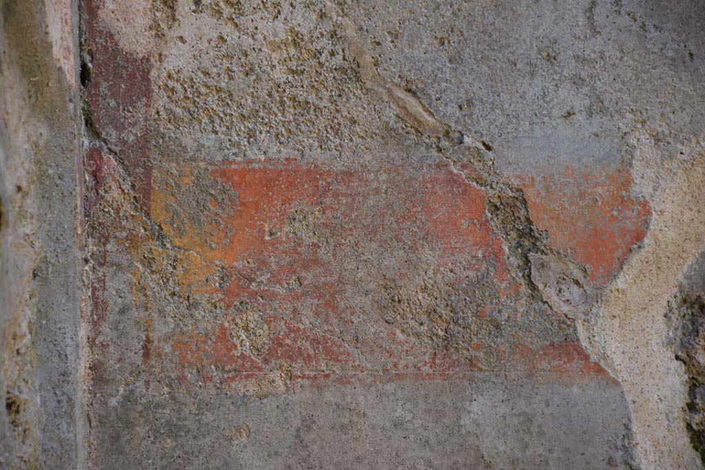 IX.5.11 Pompeii. May 2017. Room d, detail of remaining painted decoration on west wall at south end.
Foto Christian Beck, ERC Grant 681269 DCOR.

