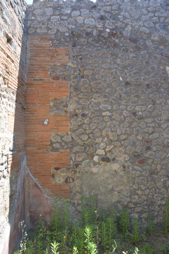 IX.5.11 Pompeii. May 2017. Room c, east wall at north end.  
Foto Christian Beck, ERC Grant 681269 DCOR
