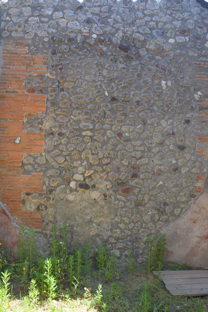 IX.5.11 Pompeii. May 2017. Room c, centre of east wall.   
Foto Christian Beck, ERC Grant 681269 DCOR
