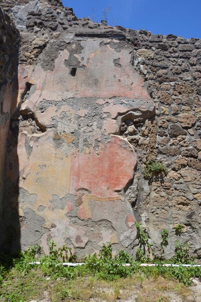 IX.5.14 Pompeii. May 2017. Room L, north wall at west end.
Foto Christian Beck, ERC Grant 681269 DCOR.
