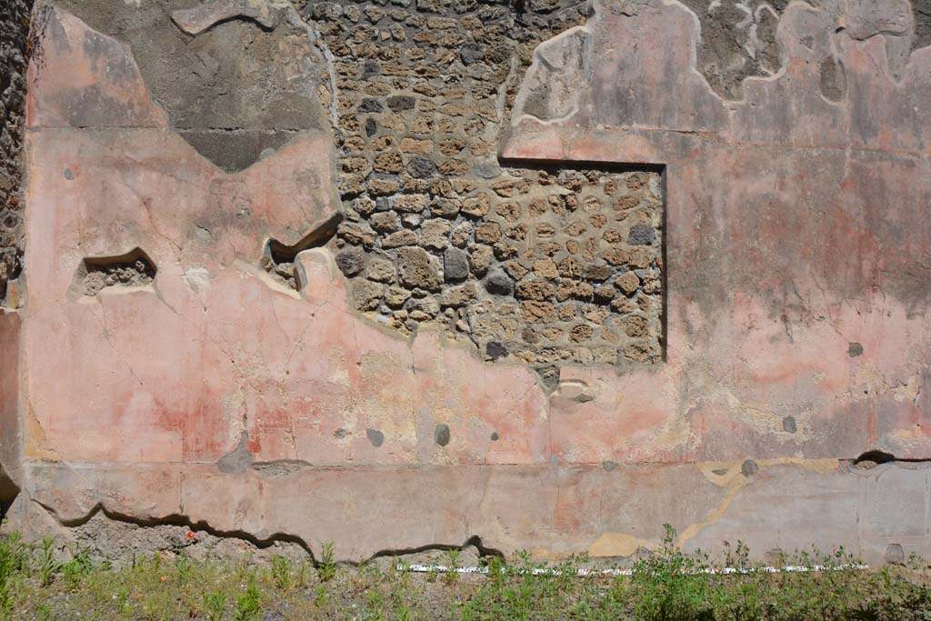 IX.5.14 Pompeii. May 2017. Room “f”, looking towards north wall.
Foto Christian Beck, ERC Grant 681269 DÉCOR.

