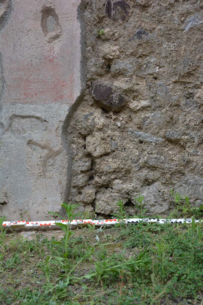 IX.5.14 Pompeii. May 2017. North ala e, detail from zoccolo on west wall.
Foto Christian Beck, ERC Grant 681269 DCOR.
