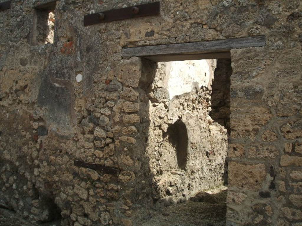 IX.6.2 Pompeii. May 2005. Entrance doorway, looking east into room k.