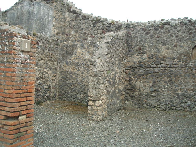 IX.8.1 Pompeii. December 2007. Rooms on east side of shop.