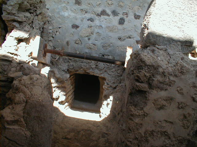 IX.8.6 Pompeii. March 2009.  Doorway to Room 26.