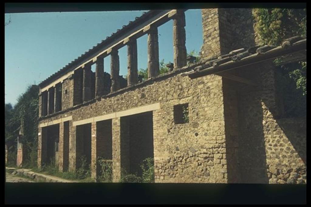 IX.12.1, IX.12.2, IX.12.3, IX.12.4 and IX.12.5 Pompeii.  Faade.  Photographed 1970-79 by Gnther Einhorn, picture courtesy of his son Ralf Einhorn.