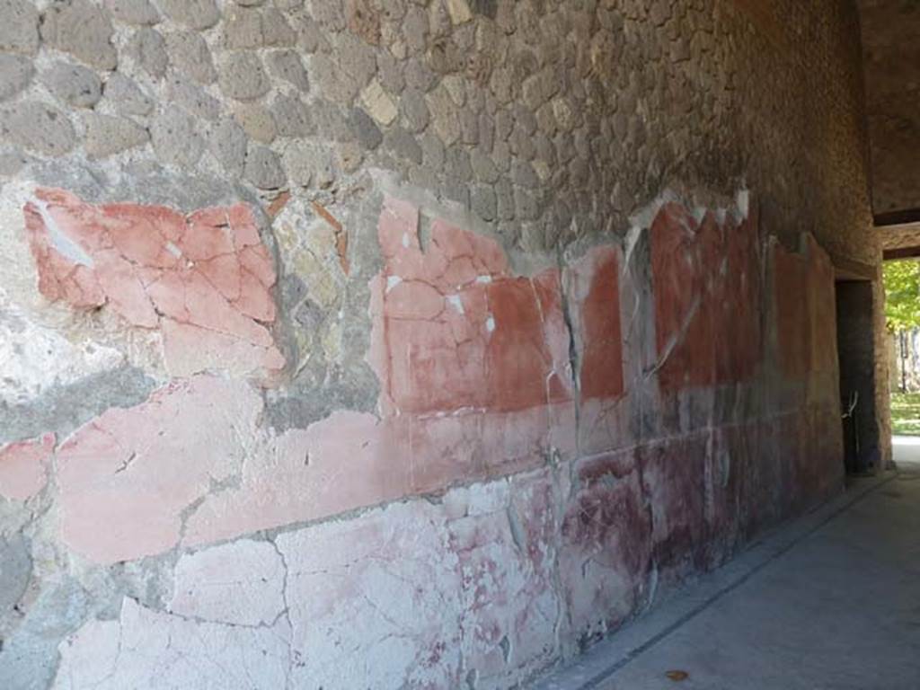 Villa San Marco, Stabiae, September 2015. Corridor 17, east wall.