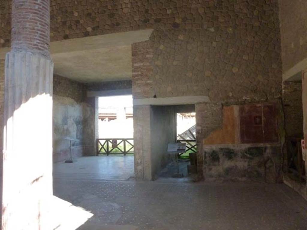 Villa San Marco, Stabiae, September 2015. Room 44, looking towards east wall of atrium.