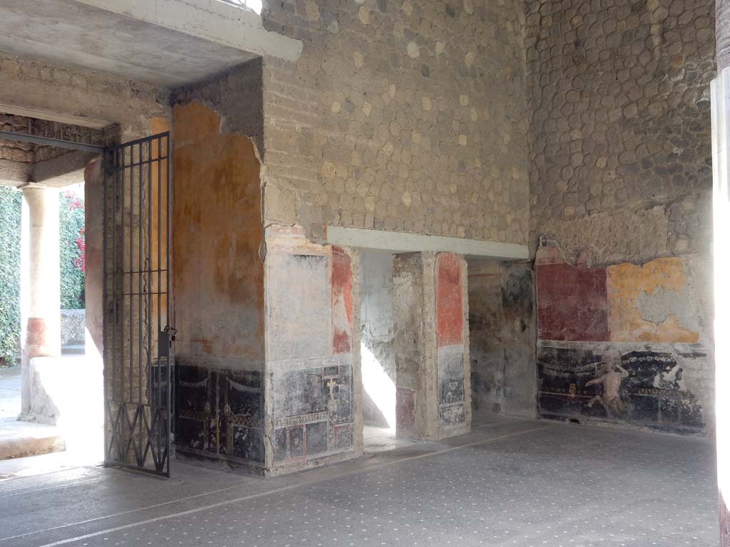 Villa San Marco, Stabiae, June 2019. 
Room 44, looking south-west across atrium towards entrance doorway, on left, and doorways to rooms 57 and 49.
Photo courtesy of Buzz Ferebee.
