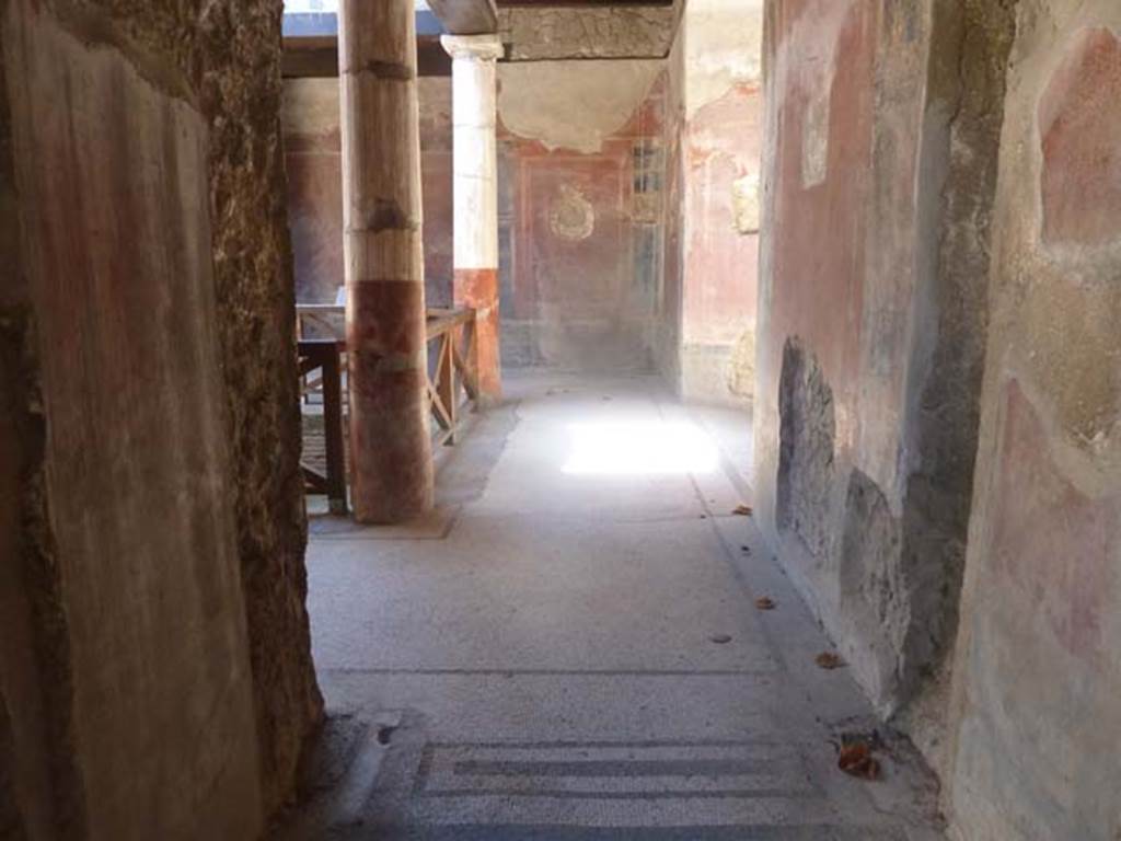 Villa San Marco, Stabiae, September 2015. Corridor 22, looking south-east from doorway of room 25.