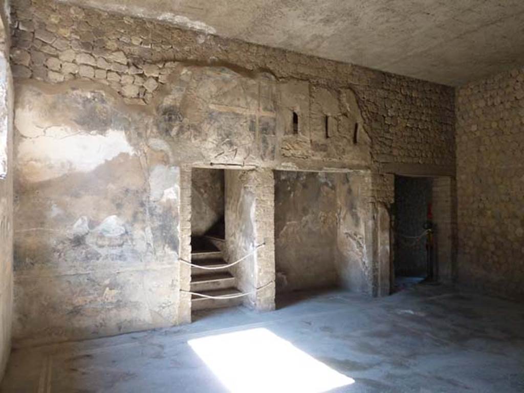 Villa San Marco, Stabiae, September 2015. Room 23, looking towards west side with stairs to upper floor (33), alcove (34) and doorway to room 36.