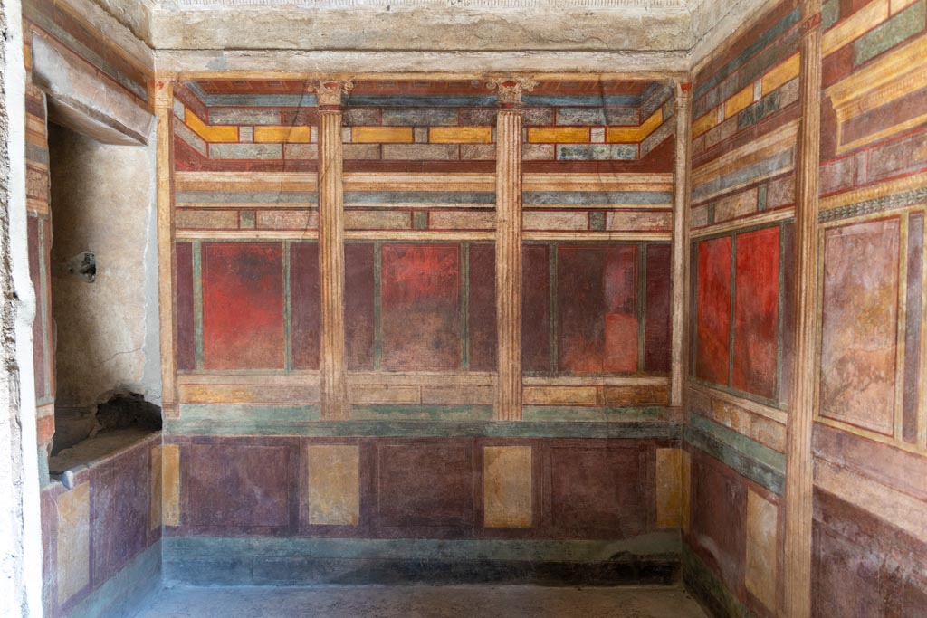 Villa of Mysteries, Pompeii. October 2023. Room 8, looking towards north wall. Photo courtesy of Johannes Eber.