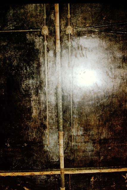Villa of Mysteries, Pompeii. May 2006. Room 2, tablinum, upper north wall paintings.