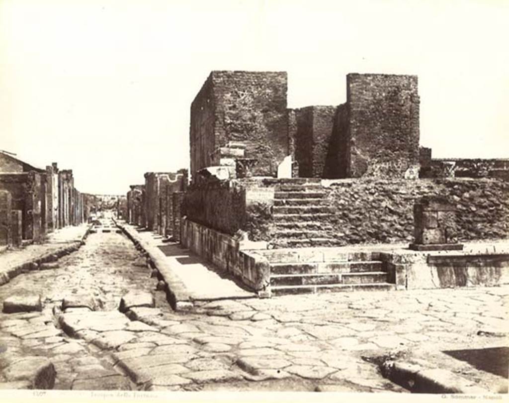 Via della Fortuna, Pompeii. c.1880-1890. G. Sommer no. 1207. Looking east, from junction with Via del Foro, on right.  Photo courtesy of Rick Bauer.
