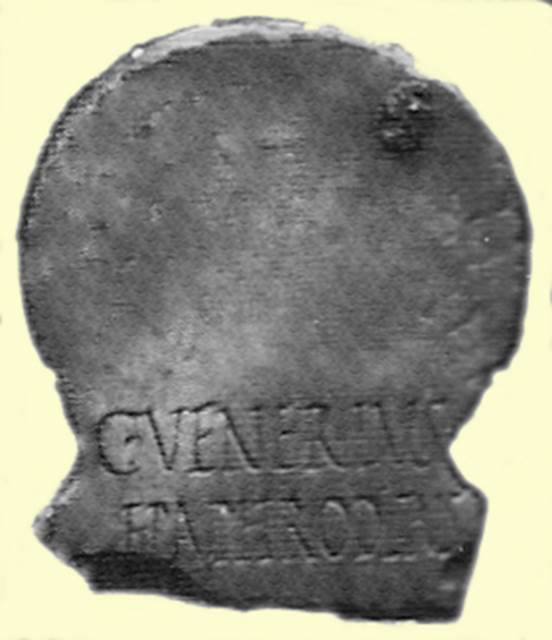 HGW04a Pompeii. Cippus with inscription C VENERIVS EPAPHRODITVS.
C(aius) Venerius
Epaphroditus       [CIL X 1013]
Now in Naples Archaeological Museum.
