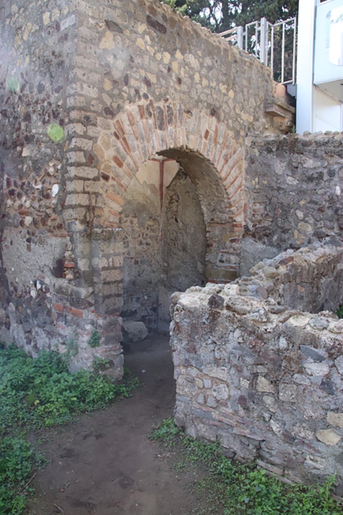 HGW25 Pompeii. Part of Villa of Diomedes. October 2023.
Doorway into room 7,8 at west end of room 7,6. Photo courtesy of Klaus Heese.
