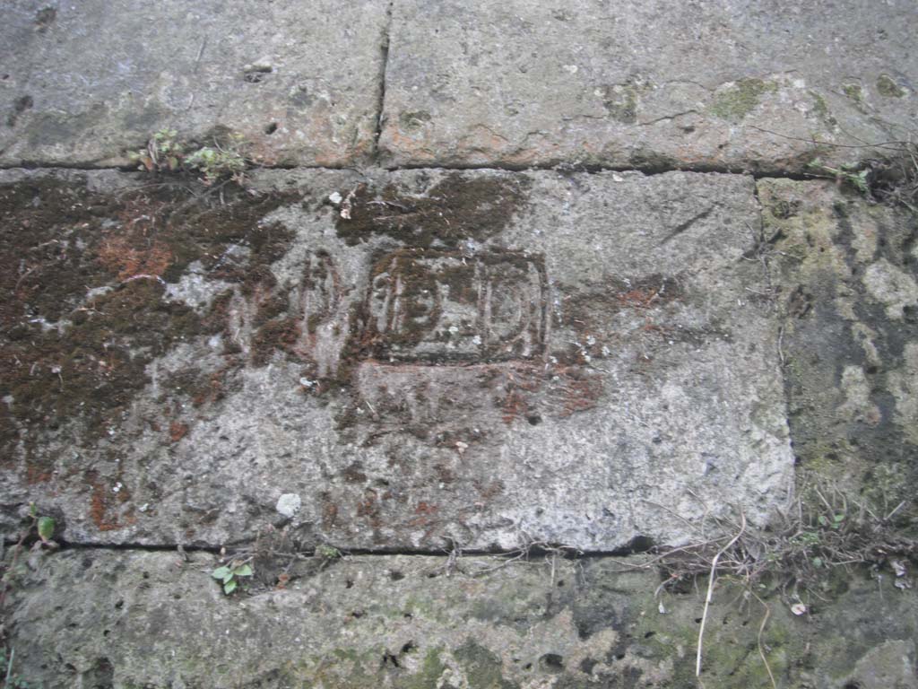 Tombs PSPN Pompeii. May 2011. Another inscription west of Porta Nola. Photo courtesy of Ivo van der Graaff.