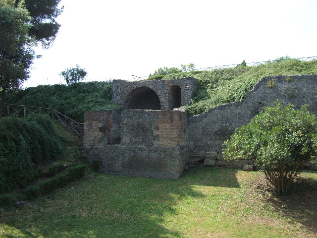 T2 Pompeii. Tower II. June 2012. Looking north to south side. Photo courtesy of Michael Binns.