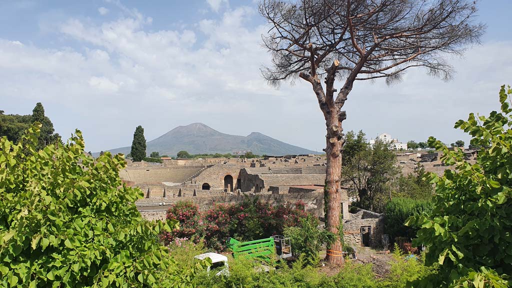 Pompeii. October 2022. 
Looking towards Vesuvius from Pompeii train station. Photo courtesy of Klaus Heese
