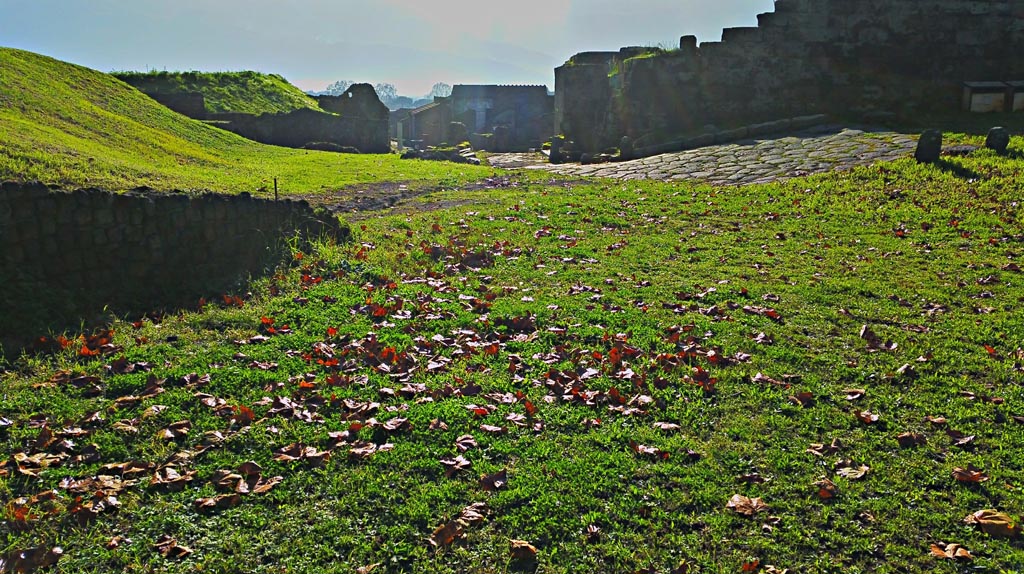 Vesuvian Gate, Pompeii. December 2019. Looking south to Gate, upper centre. Photo courtesy of Giuseppe Ciaramella.