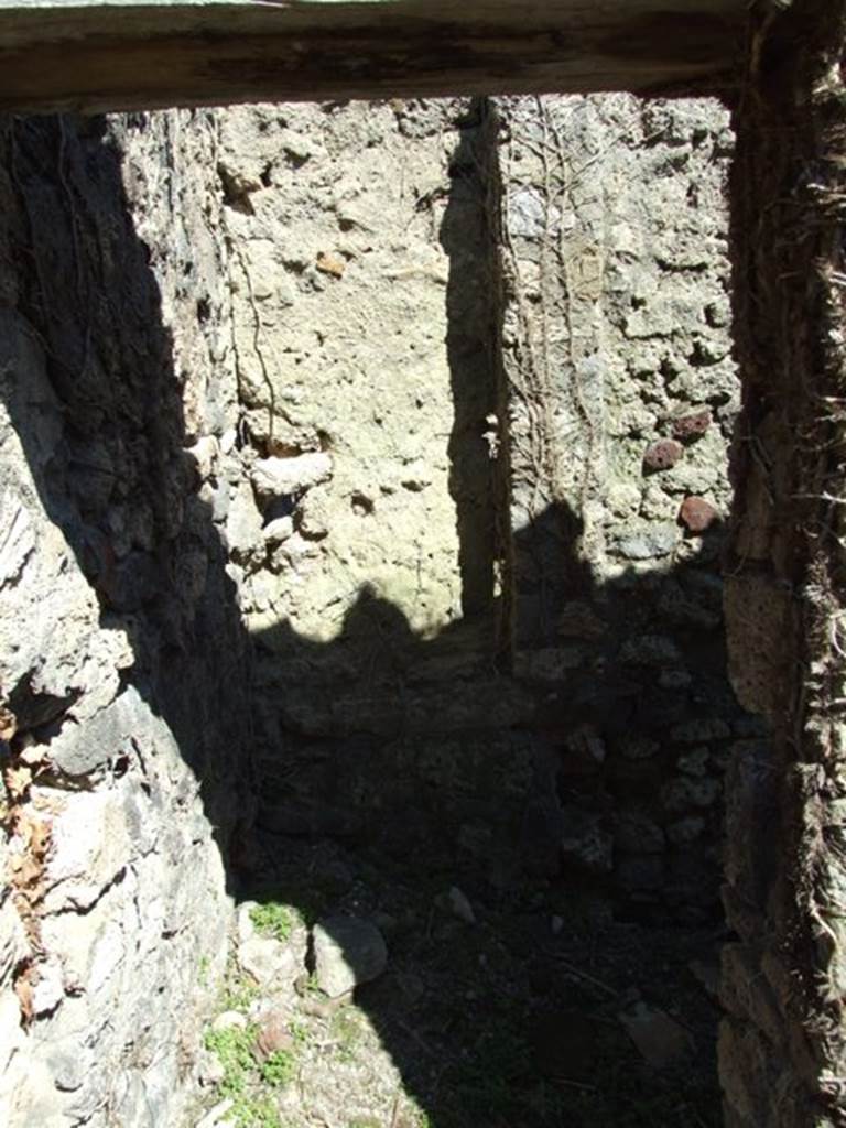 I.2.17 Pompeii. March 2009. Looking east into doorway of room 2, small room on east side of entrance corridor.
