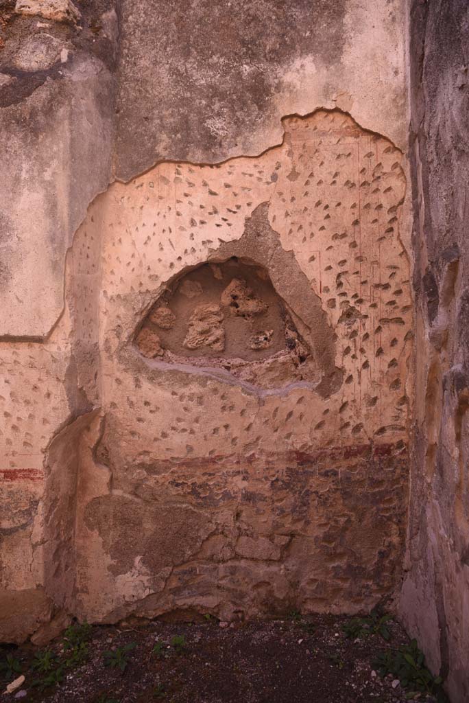 I.4.25 Pompeii. October 2019. Room 44, detail from south wall of cubiculum,
Foto Tobias Busen, ERC Grant 681269 DCOR.
