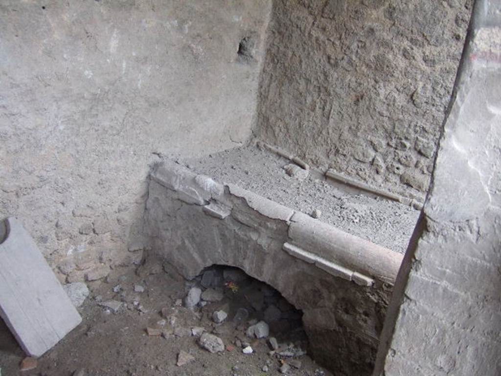 I.6.7 Pompeii. December 2005. Hearth in kitchen.
