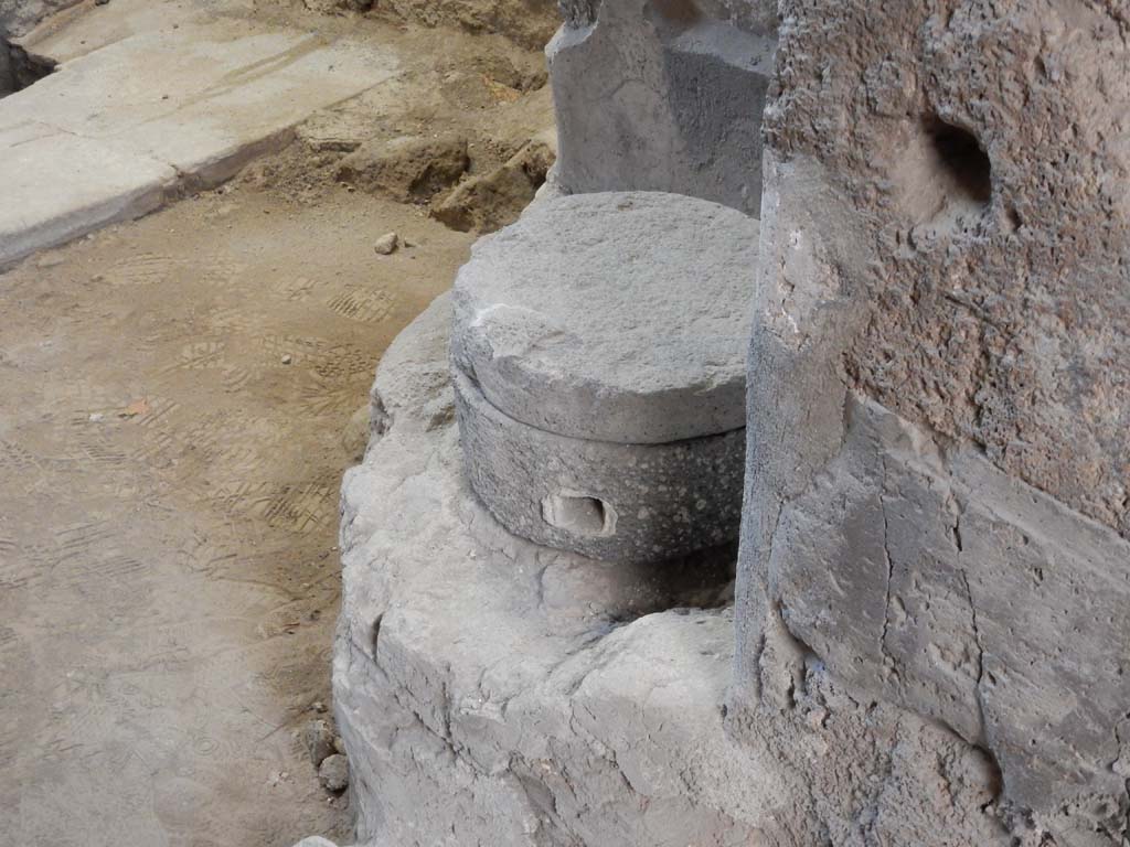 I.6.15 Pompeii. June 2019. Room 1, north-west corner. Photo courtesy of Buzz Ferebee.