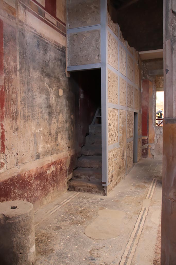 I.6.15 Pompeii. October 2023. 
Looking towards north-west corner of atrium. Photo courtesy of Klaus Heese.
