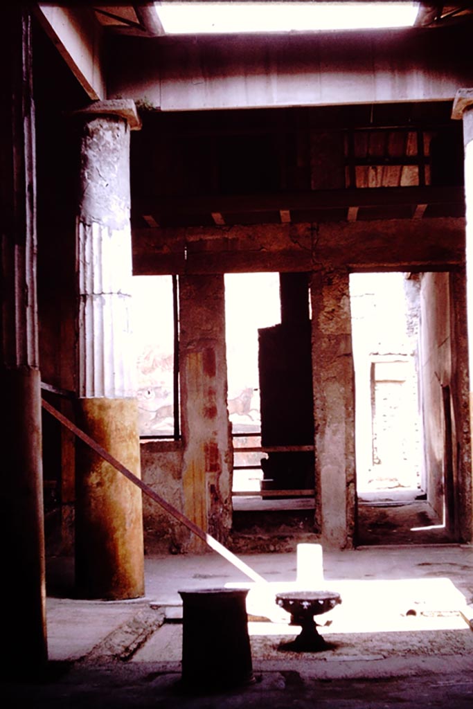 I.6.15 Pompeii. 1964. 
Room 4, looking north across tetrastyle atrium towards garden area. Photo by Stanley A. Jashemski.
Source: The Wilhelmina and Stanley A. Jashemski archive in the University of Maryland Library, Special Collections (See collection page) and made available under the Creative Commons Attribution-Non-Commercial License v.4. See Licence and use details.
J64f0928
