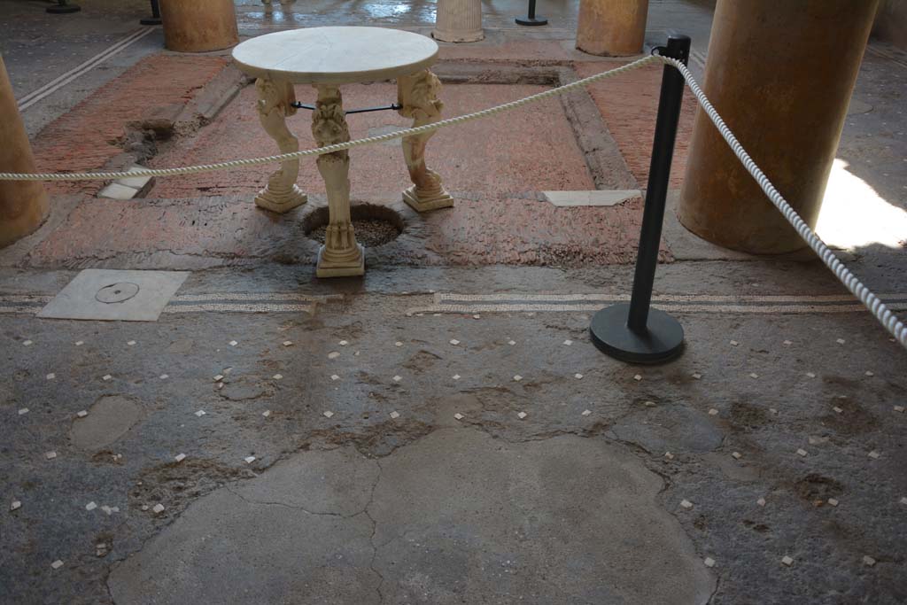 I.6.15 Pompeii. March 2019. Room 4, looking south in atrium across impluvium. 
Foto Annette Haug, ERC Grant 681269 DÉCOR
