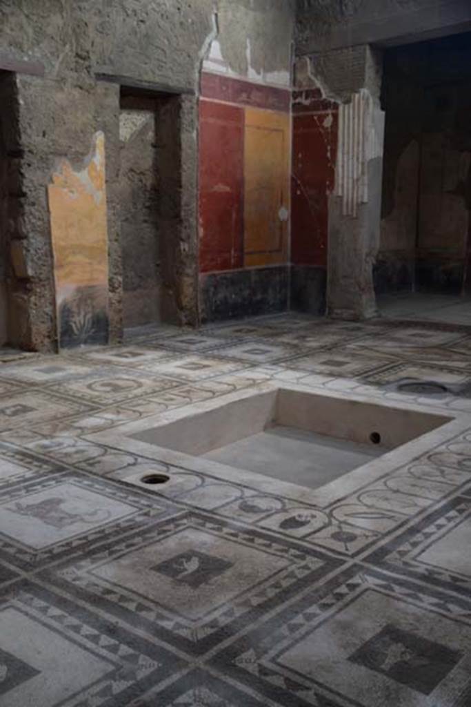 I.7.1 Pompeii. November 2014. Looking south-east across impluvium in atrium.
Photo courtesy of Marie Schulze.
