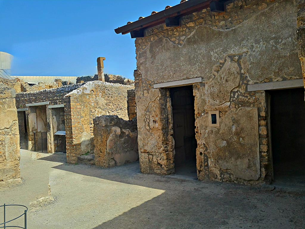 I.7.11 Pompeii. September 2024. Looking north-east across atrium. Photo courtesy of Giuseppe Ciaramella.