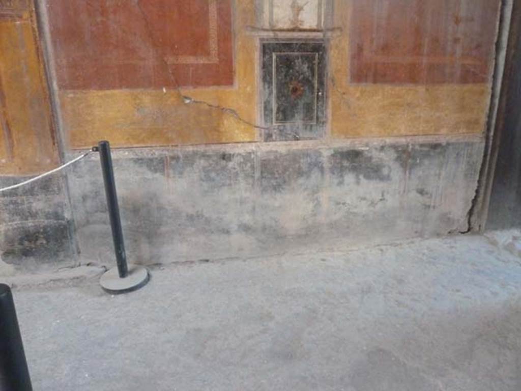 I.10.4 Pompeii. September 2015. East wall in south-east corner, with doorway to corridor 9, on right.