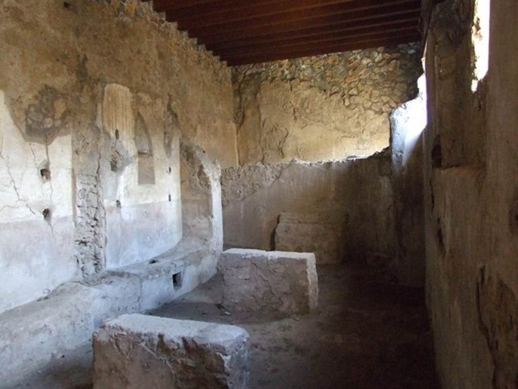 I.12.2 and I.12.1 Pompeii. March 2009. Room 13. Bread making room. Looking south.