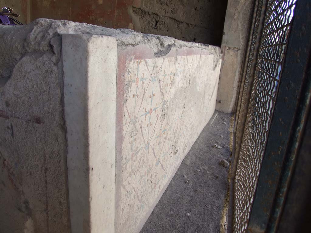 I.12.3 Pompeii. March 2009. Detail of front of counter.