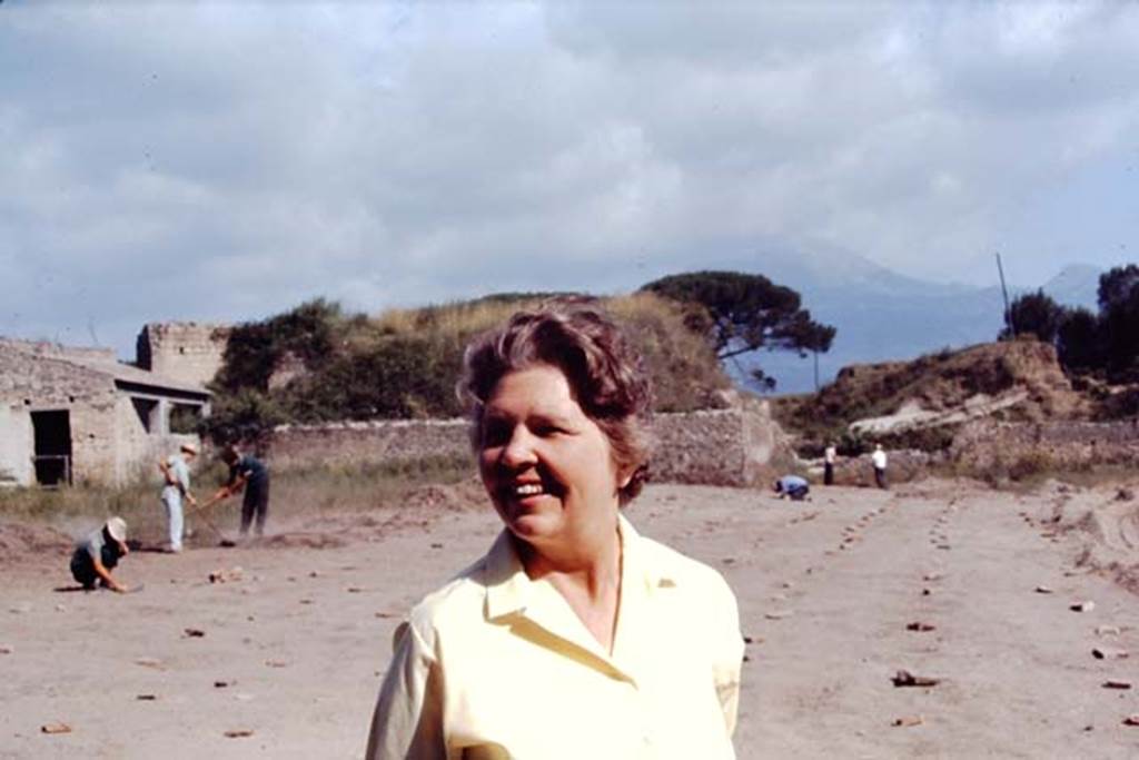 II.5 Pompeii, 1968. Looking north across site of Wilhelmina’s vineyard. Photo by Stanley A. Jashemski.
Source: The Wilhelmina and Stanley A. Jashemski archive in the University of Maryland Library, Special Collections (See collection page) and made available under the Creative Commons Attribution-Non Commercial License v.4. See Licence and use details.
J68f0748