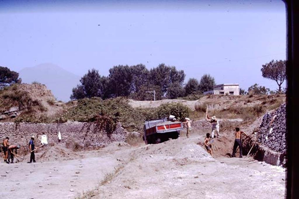 II.5 Pompeii. 1970. Working near north wall of site. Photo by Stanley A. Jashemski.
Source: The Wilhelmina and Stanley A. Jashemski archive in the University of Maryland Library, Special Collections (See collection page) and made available under the Creative Commons Attribution-Non Commercial License v.4. See Licence and use details.
J70f0543